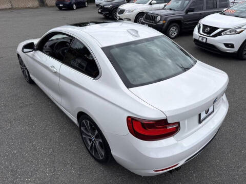 2015 BMW 2 Series 228i