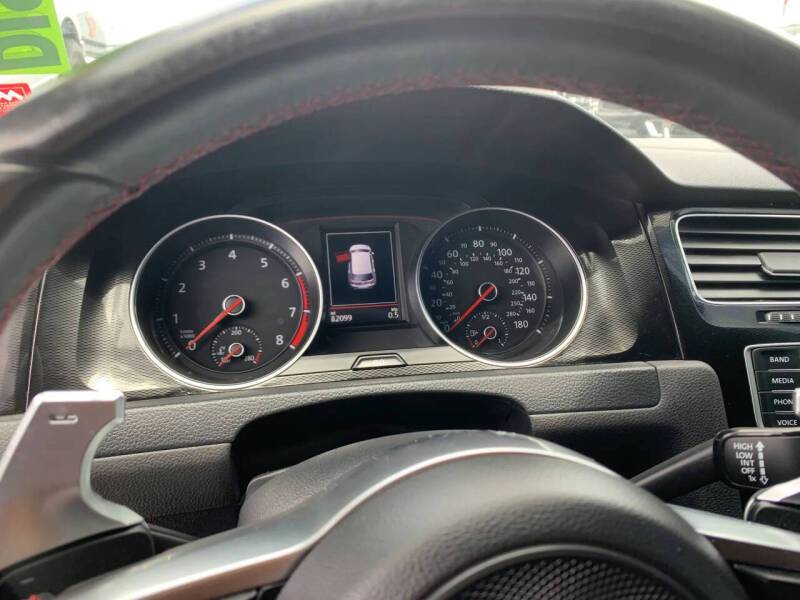 2017 Volkswagen Golf GTI S