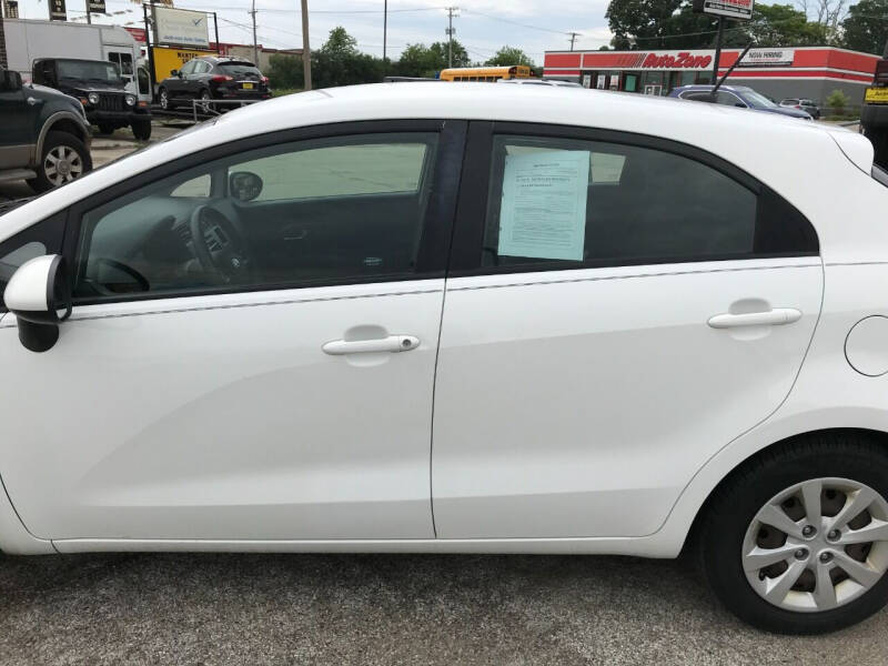 2012 Kia Rio 5-Door LX