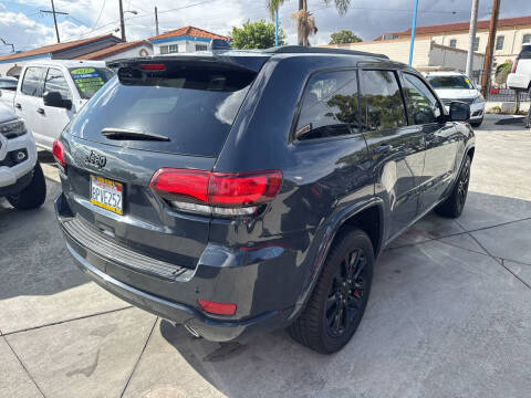 2018 Jeep Grand Cherokee Altitude