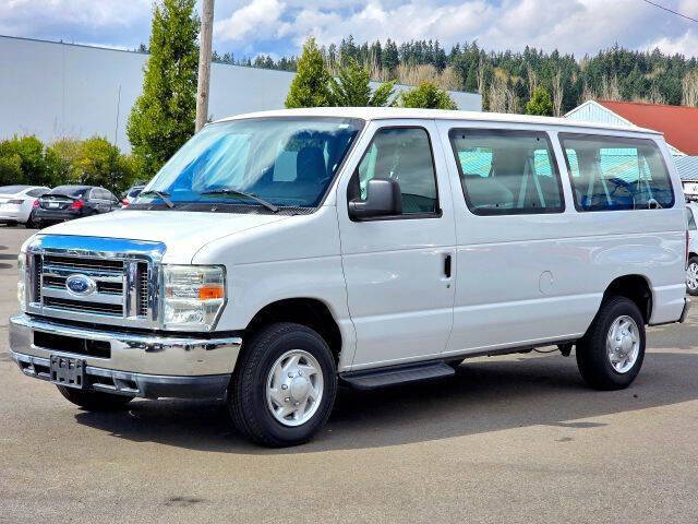 2011 Ford E-Series E-350 SD XLT