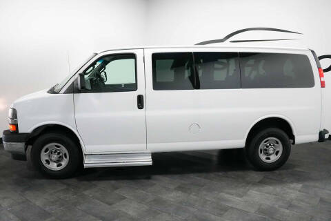 2017 Chevrolet Express LT 3500