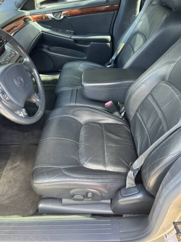 2004 Cadillac Professional CH