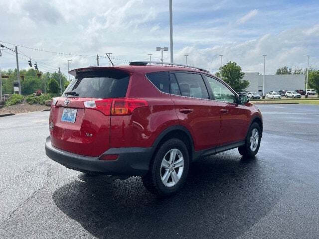 2013 Toyota RAV4 14