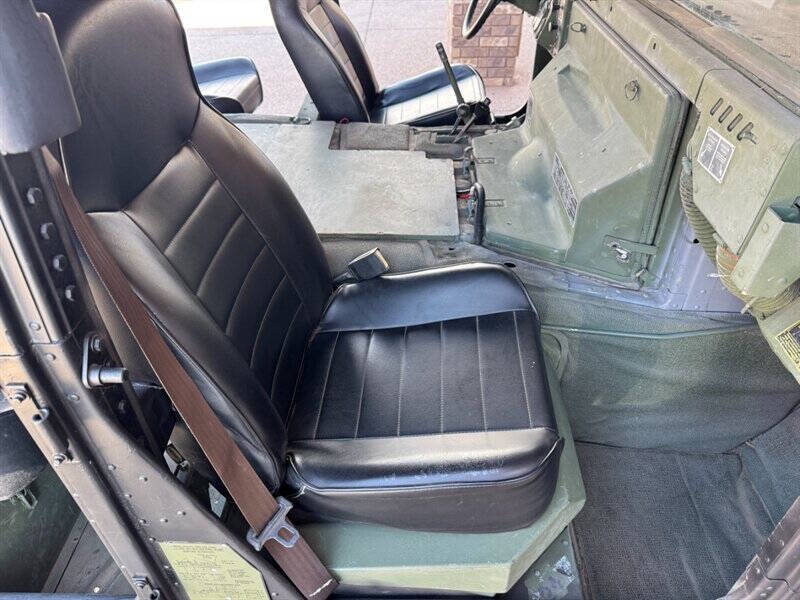 1987 AM General HMMWV