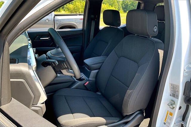 2025 GMC Canyon Elevation