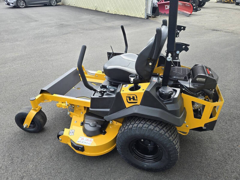 2026 Hustler FasTrak