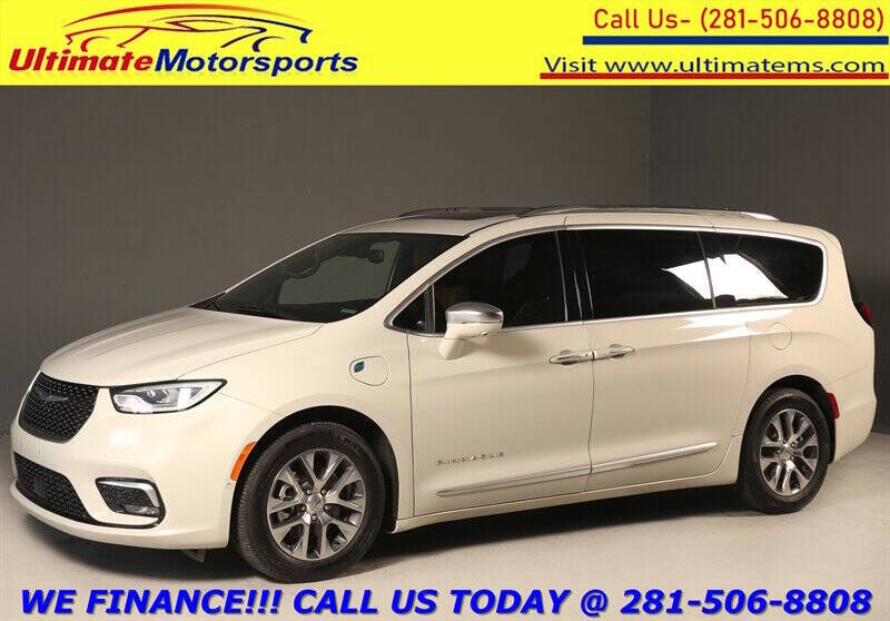 2021 Chrysler Pacifica Hybrid Pinnacle