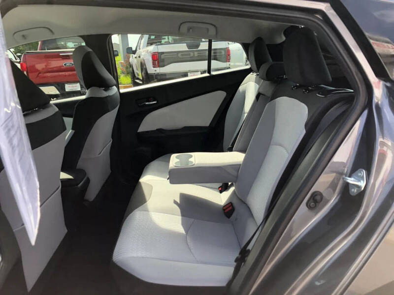 2016 Toyota Prius Two