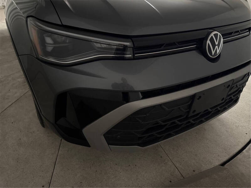 2025 Volkswagen Taos S