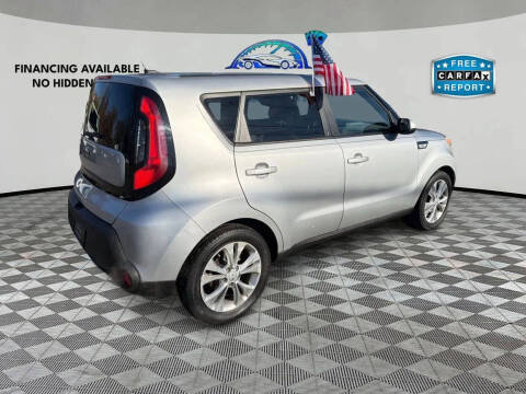2015 Kia Soul +