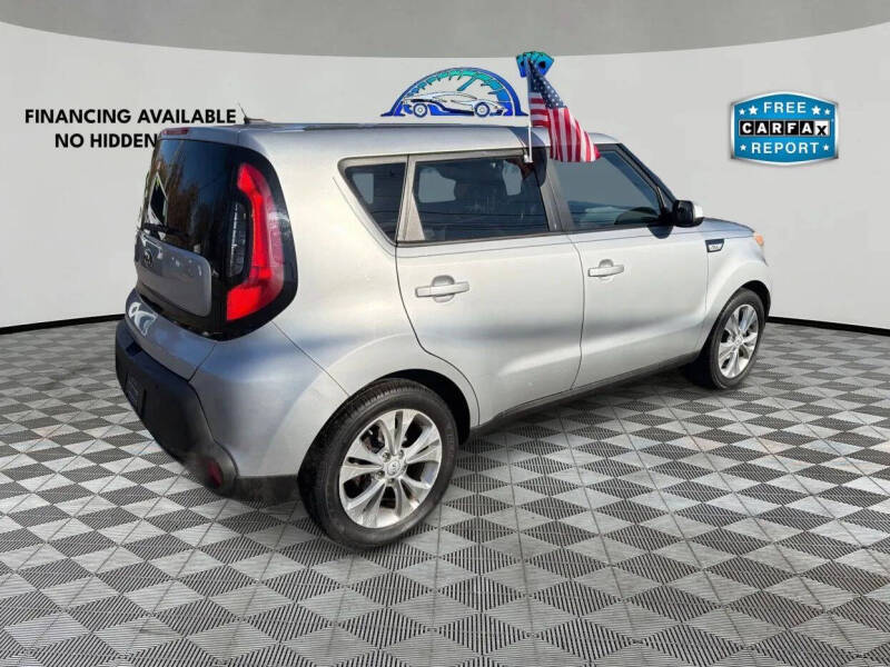 2015 Kia Soul +