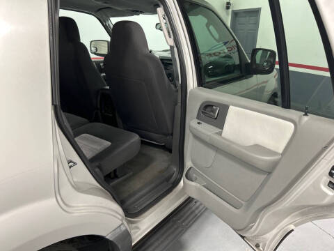 2003 Ford Expedition XLT