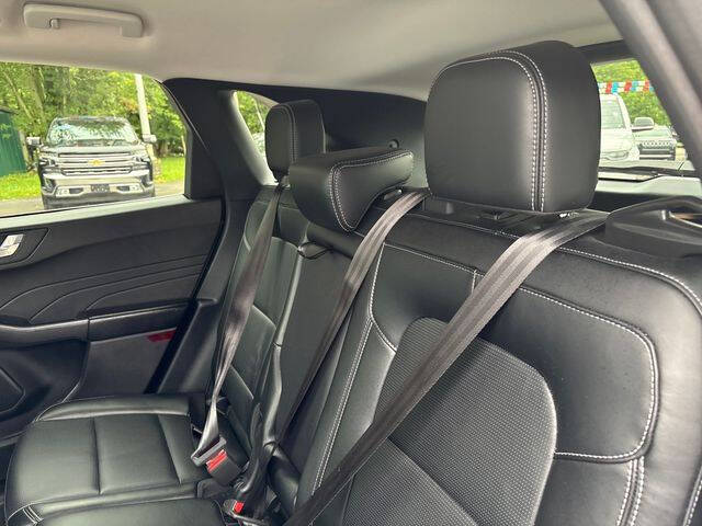 2025 Ford Escape Platinum