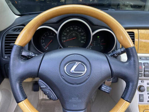 2003 Lexus SC 430