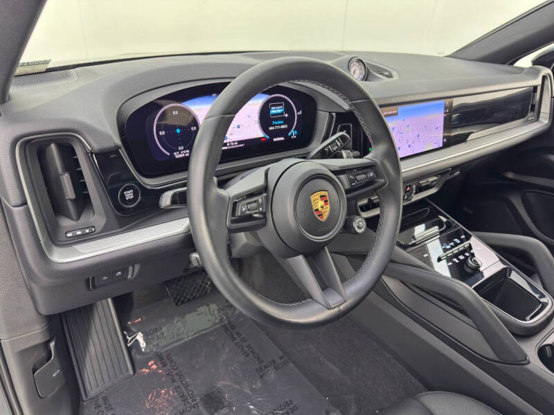 2024 Porsche Cayenne Coupe