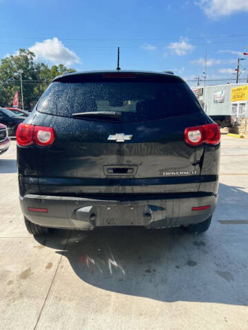 2011 Chevrolet Traverse LT