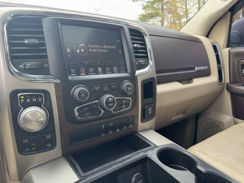 2015 RAM 1500 Laramie