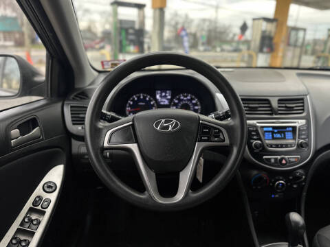 2017 Hyundai Accent SE