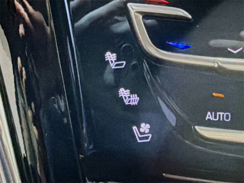 2015 Cadillac Escalade Premium