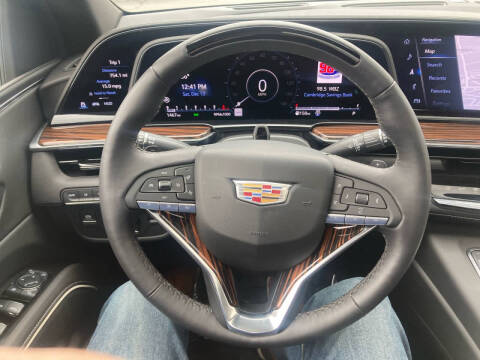 2024 Cadillac Escalade Premium Luxury