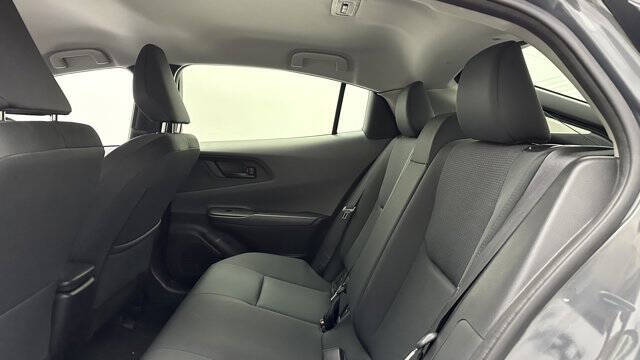 2025 Toyota Prius LE