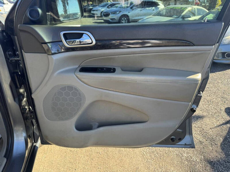 2012 Jeep Grand Cherokee Laredo