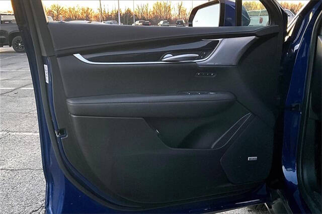 2025 Cadillac XT5 Premium Luxury