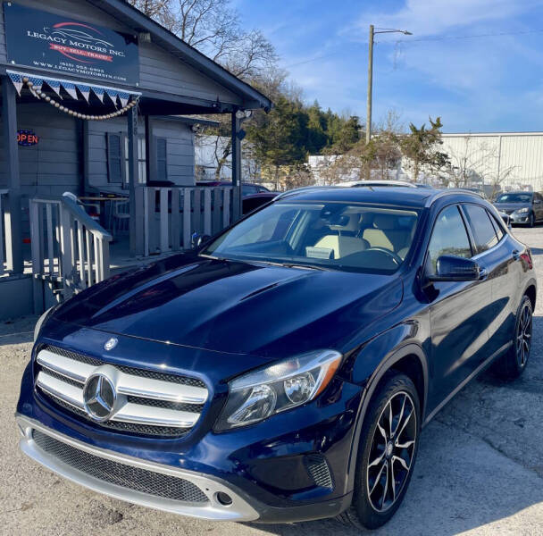2017 Mercedes-Benz GLA-Class GLA250's photo