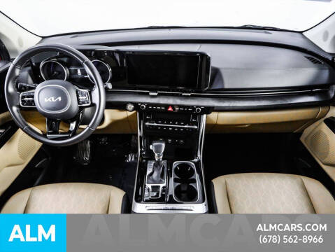 2024 Kia Carnival EX