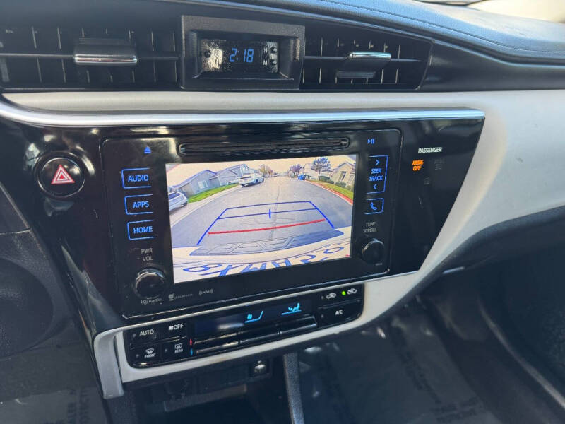 2017 Toyota Corolla LE