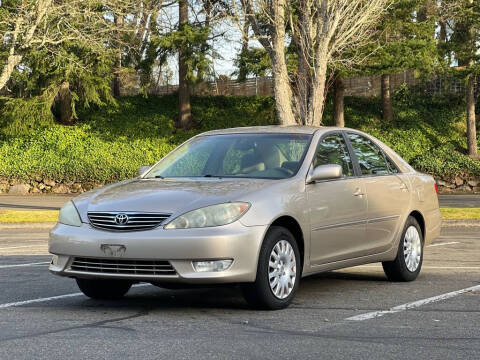 2005 Toyota Camry for sale at H&W Auto Sales in Lakewood WA