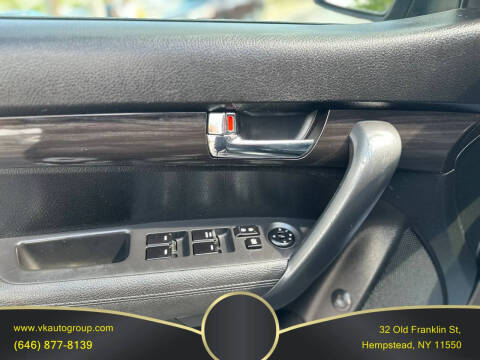 2012 Kia Sorento LX