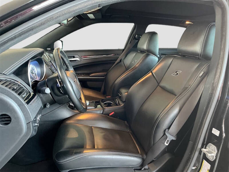 2022 Chrysler 300 S V6