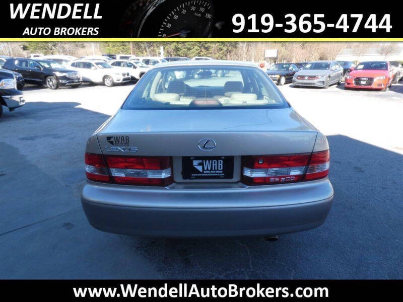 2001 Lexus ES 300