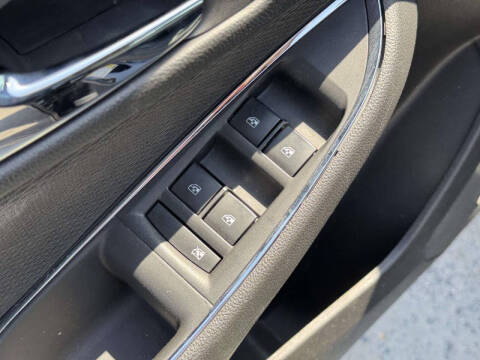 2018 Chevrolet Cruze LT Auto