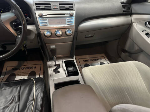 2009 Toyota Camry LE