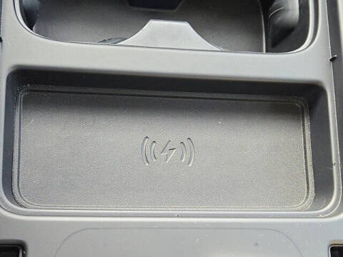 2024 Land Rover Defender 110 P300 S