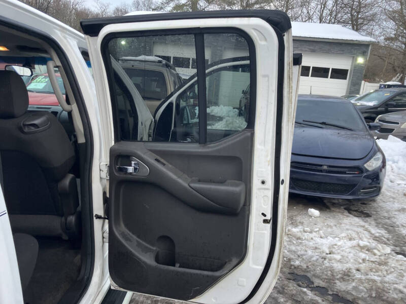2005 Nissan Frontier SE