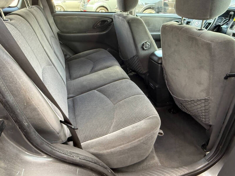 2004 Mazda Tribute LX-V6