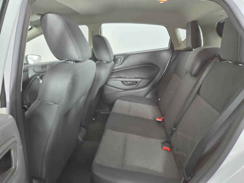 2012 Ford Fiesta SE