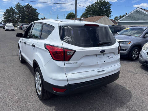 2019 Ford Escape S