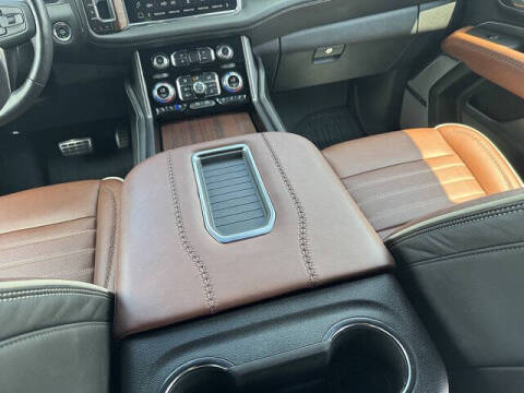 2023 GMC Yukon Denali Ultimate