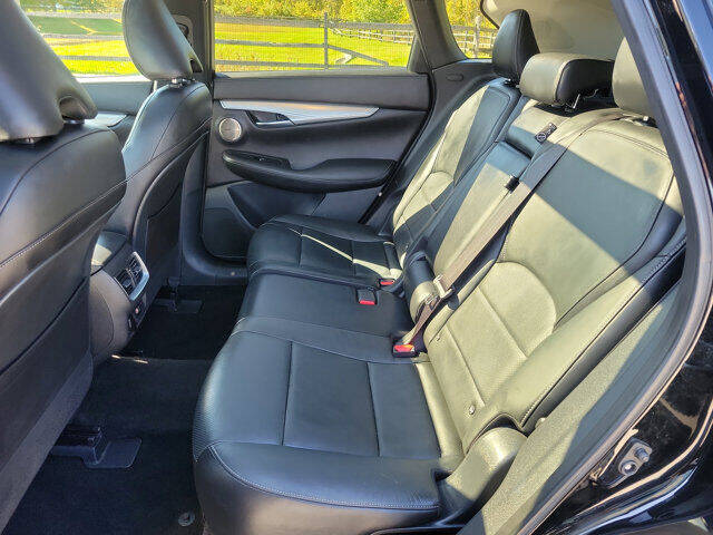 2019 Infiniti QX50 Essential