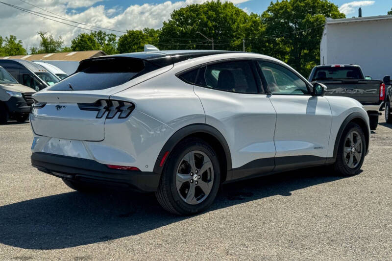 2021 Ford Mustang Mach-E Select