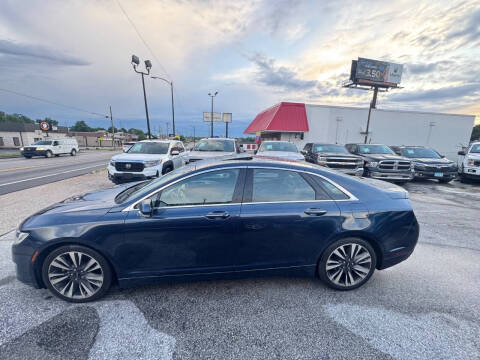 2017 Lincoln MKZ Select