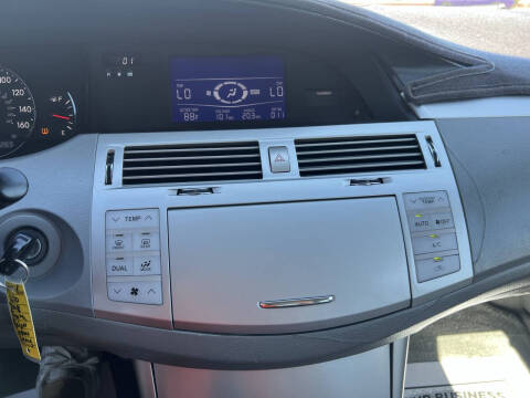 2008 Toyota Avalon XL