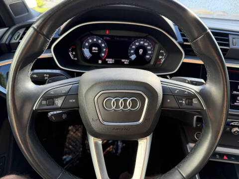 2023 Audi Q3 quattro S line Premium 45 TFSI