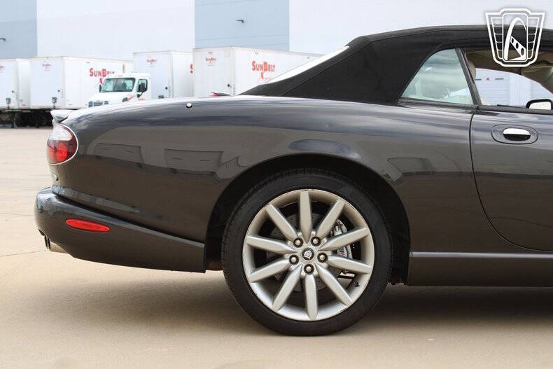 2006 Jaguar XKR