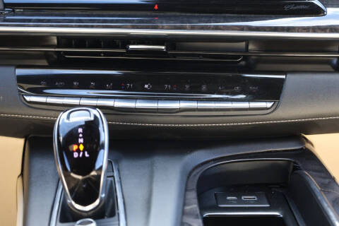 2022 Cadillac Escalade ESV Premium Luxury